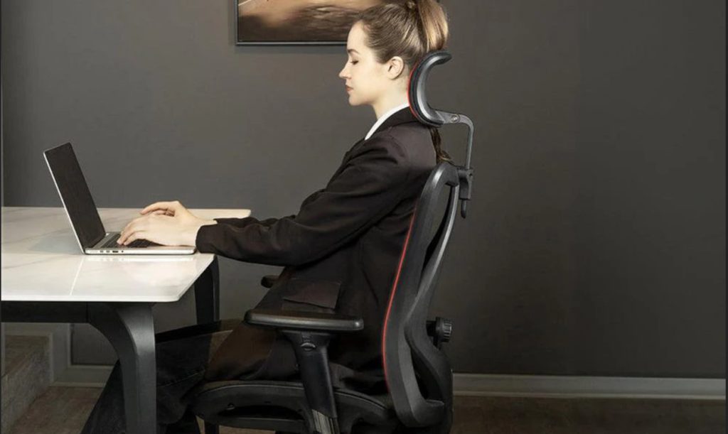 آموزش تنظیم صندلی اداری برای نشستن صحیح